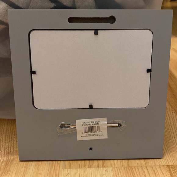 Picture Frame - Picture 4 of 5